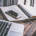 Wat maakt De Jonge Journalist anders dan andere nieuwsplatforms?