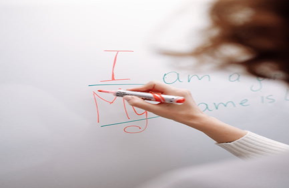 Is het gebeurd of gebeurt? Uitleg over de juiste spelling van dit werkwoord