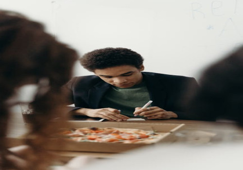 Wat is een denktank en hoe kun je daar als jonge schrijver invloed uitoefenen