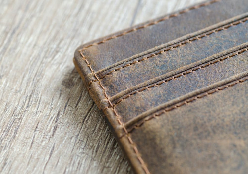 Wat is het verschil tussen synthetisch en natuurlijk leer?